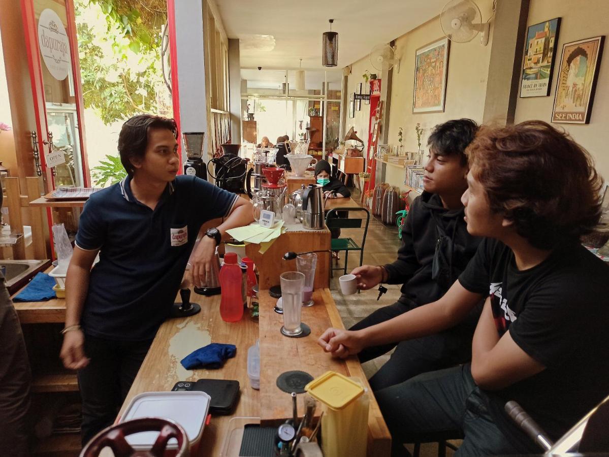 棉兰 罗玛28撒利亚旅馆酒店 外观 照片